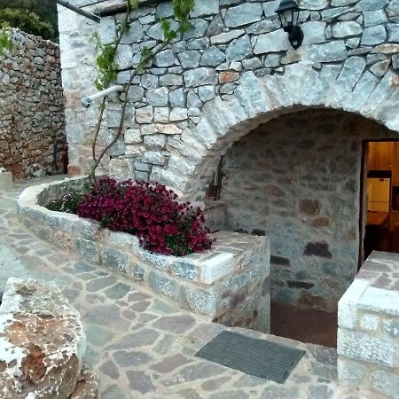 Find Your Peace In A Traditional Country House!! Lagia Bagian luar foto