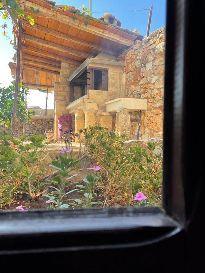 Find Your Peace In A Traditional Country House!! Lagia Bagian luar foto