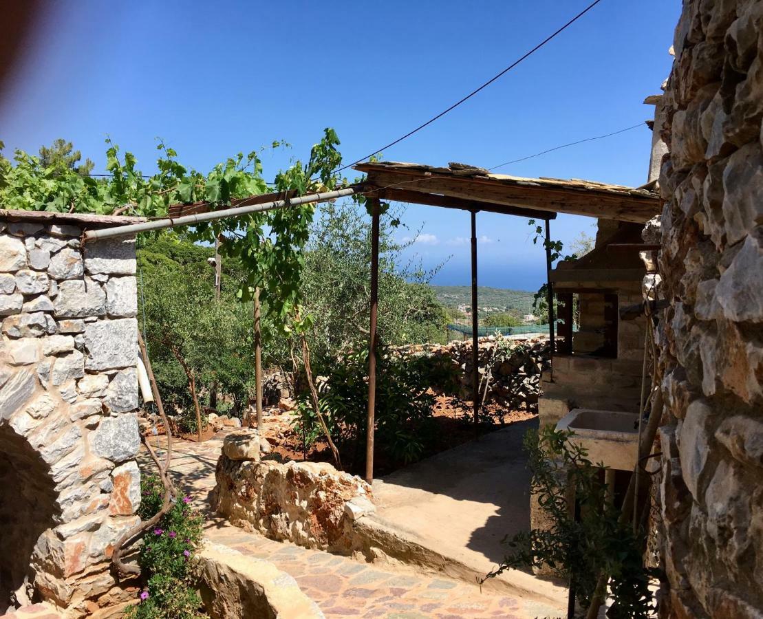 Find Your Peace In A Traditional Country House!! Lagia Bagian luar foto